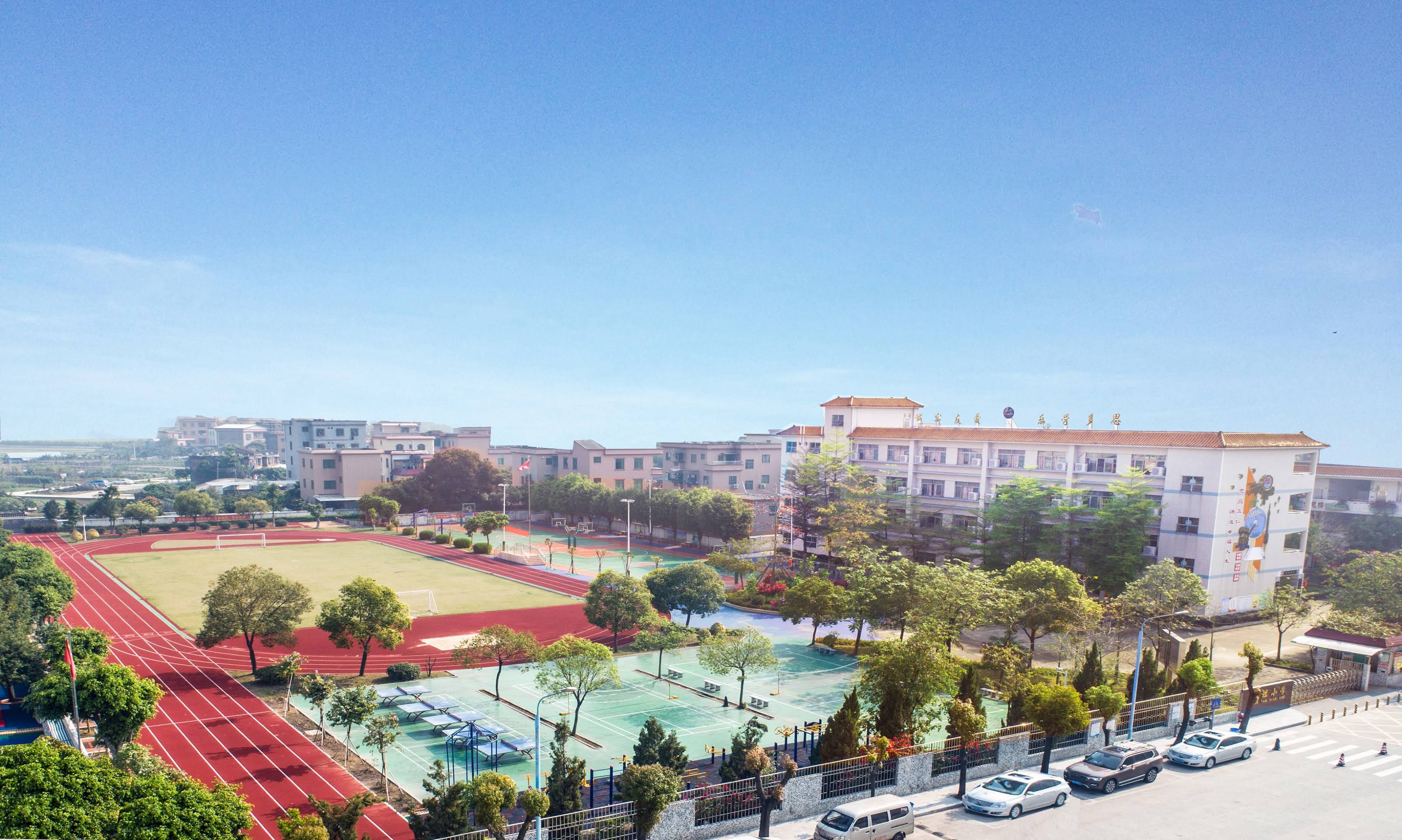 官坦小学1.jpg
