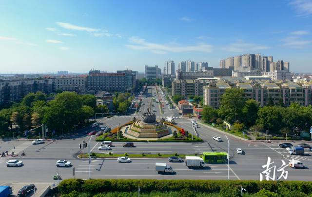 东涌镇全景图。